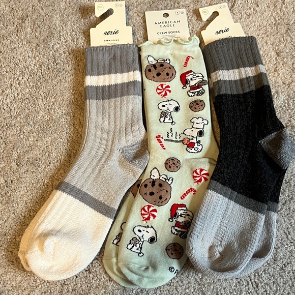 aerie Accessories - Aerie American Eagle Snoopy Grey & Black Sock Bundle NWT Crew Socks